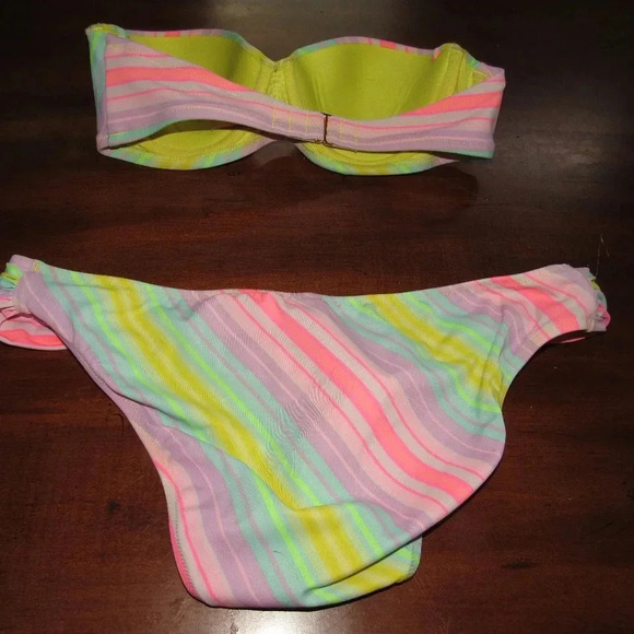 VICTORIA’S SECRET Colorful Stripe Bikini 34B top/M - Picture 2 of 5